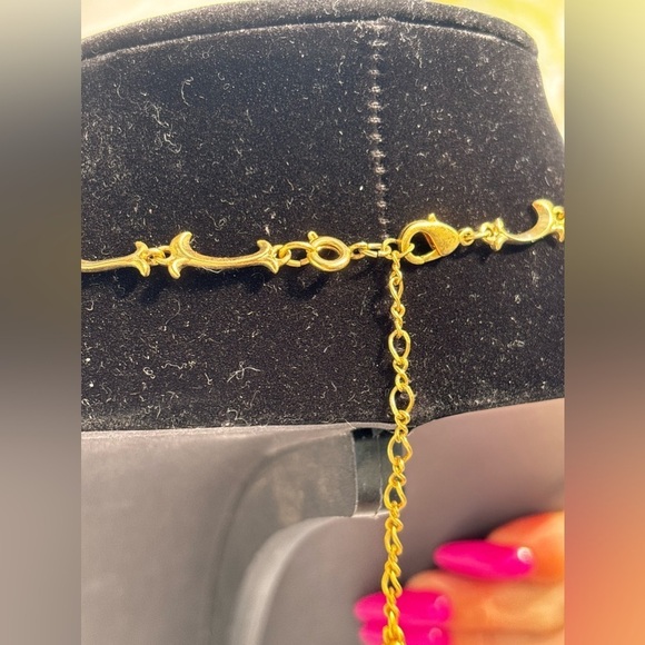 Vintage Gold Tone Necklace With Crystal Accents and Golden Crystal Drop 16” - Picture 3 of 6